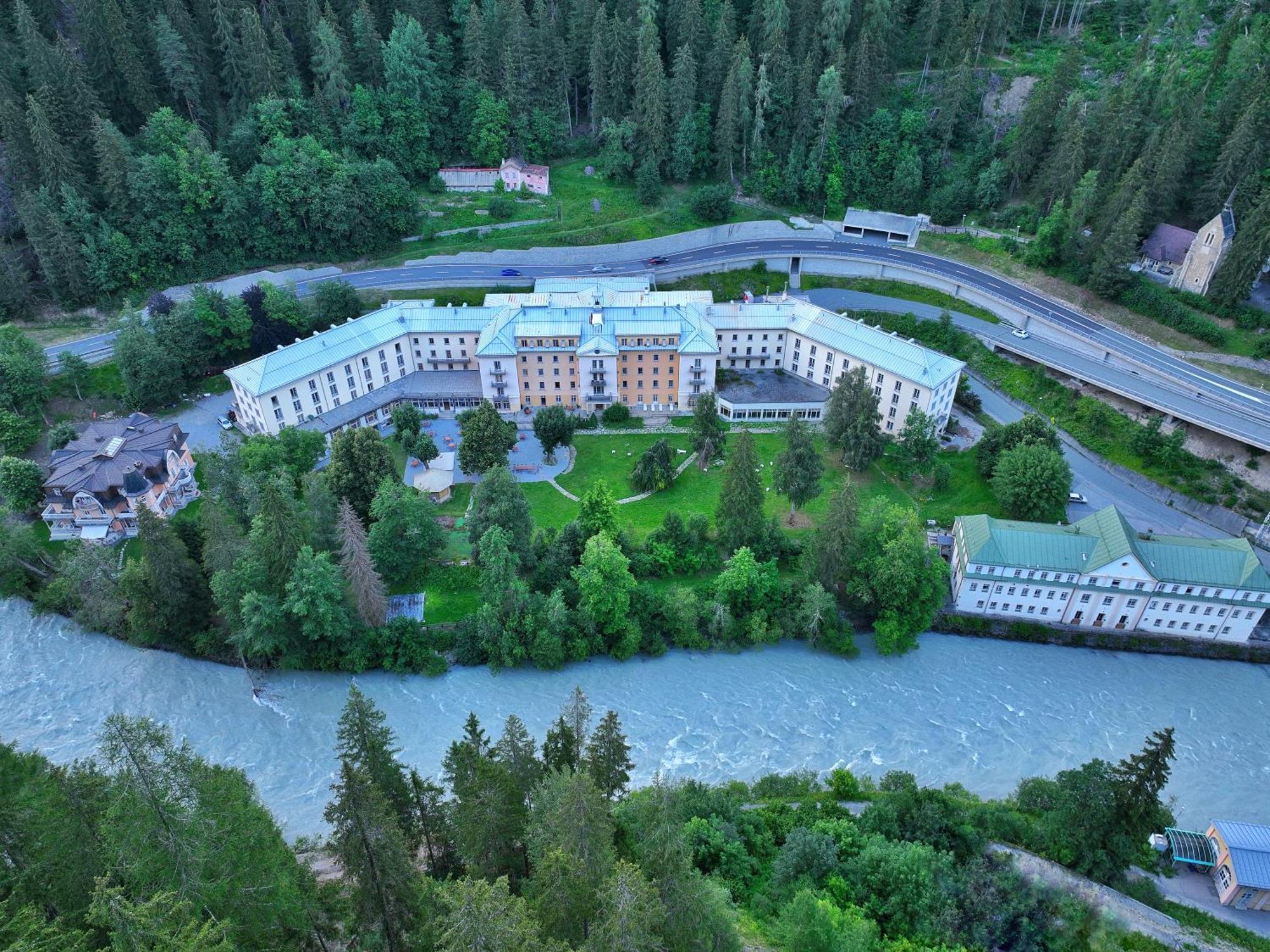 Scuol Palace - Culture, Nature & Health Exterior foto